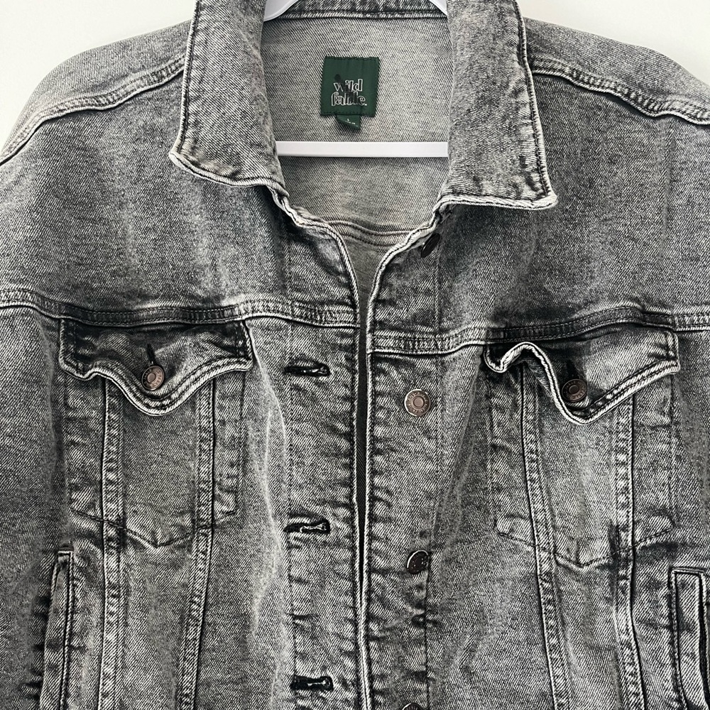 L wild fable washed denim jacket